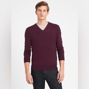 Banana Republic Luxury Mens V Neck Sweater Silk Cashmere Blend Burgundy Red Wine